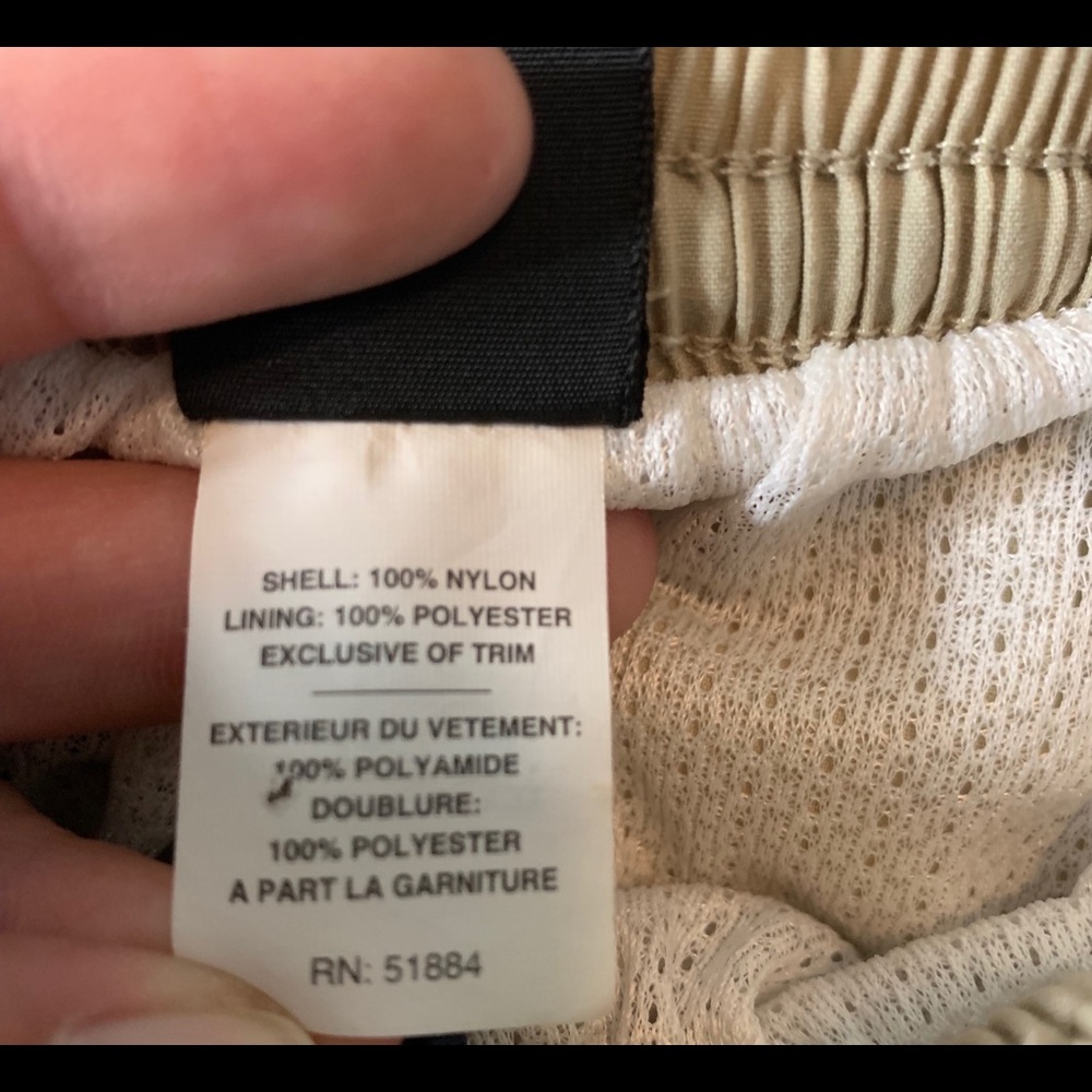 Patagonia Baggies in Khaki Sz Xs Like New - Picture 5 of 7